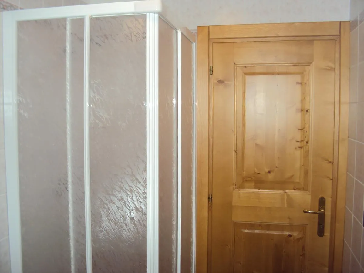 Apartment La Casa Di Beppe Appartamento E Camere Danta Italy